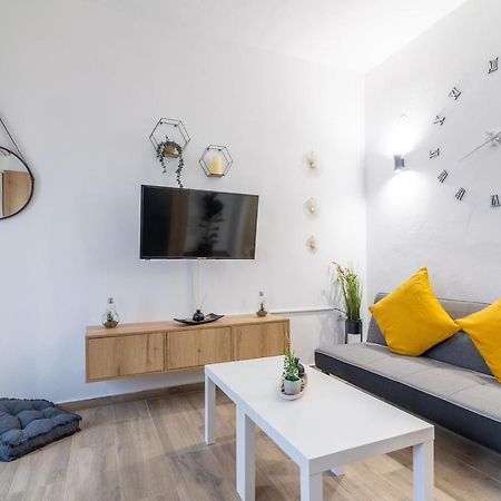 Elegant Apartment For Friends & Couples 伊拉克利翁 外观 照片