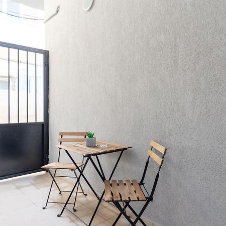 Elegant Apartment For Friends & Couples 伊拉克利翁 外观 照片
